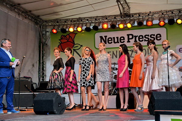 100J_Stadthalle   091.jpg